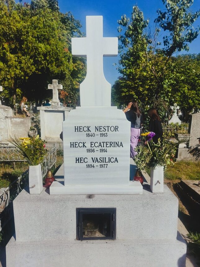 Mormântul lui Nestor Heck - Cimitirul Eternitatea din Iași