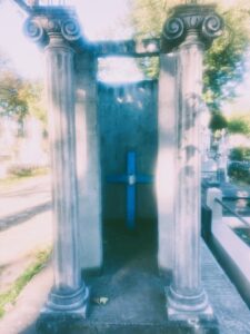 Mormântul pictorului Sabin Bălașa - Iași