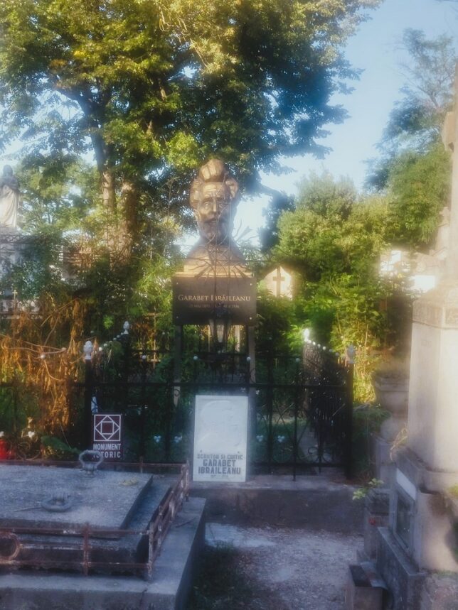 Mormântul lui Garabet Ibrăileanu - Iași